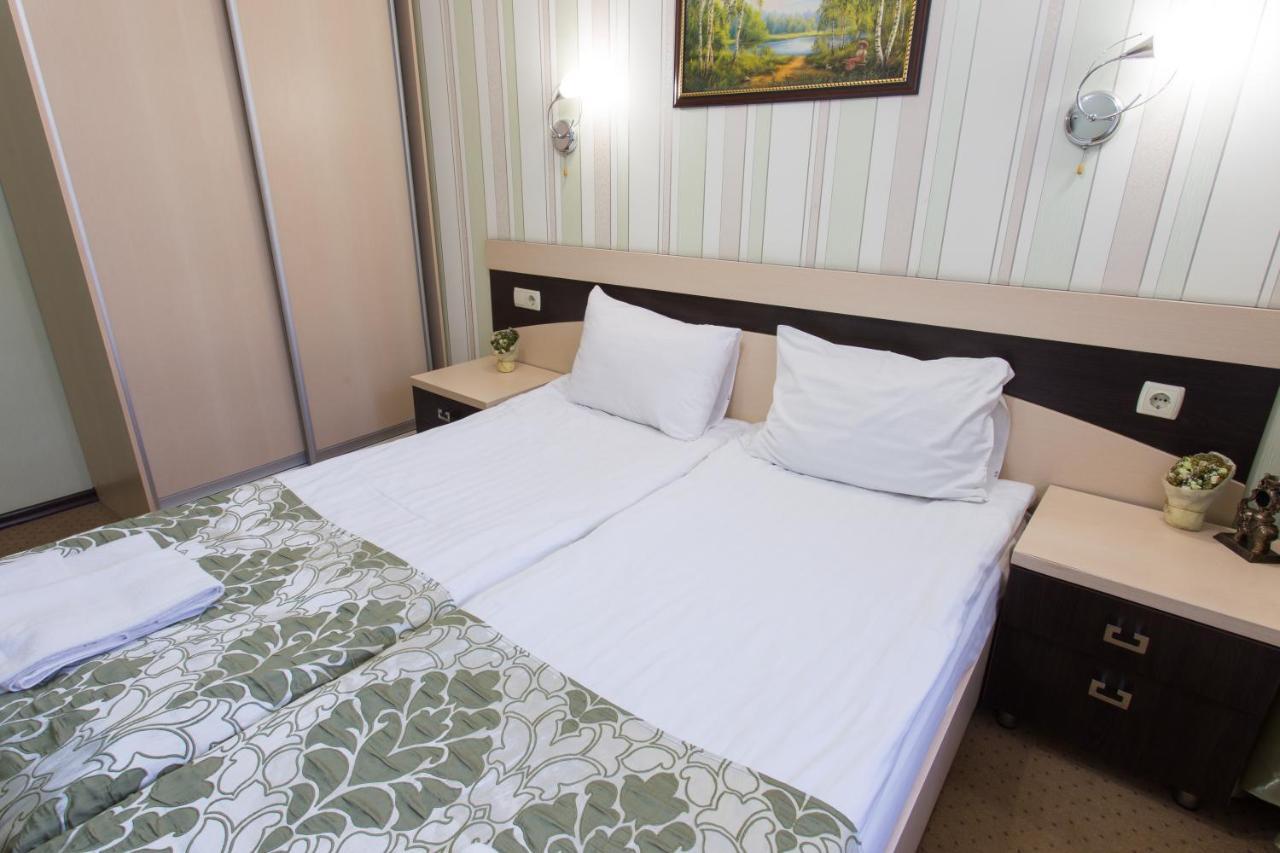 Hotel Voyage Kharkov Ngoại thất bức ảnh