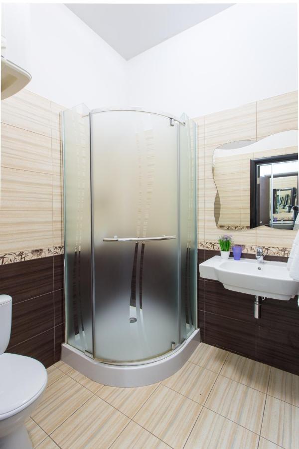 Hotel Voyage Kharkov Ngoại thất bức ảnh