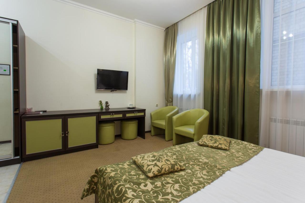 Hotel Voyage Kharkov Ngoại thất bức ảnh