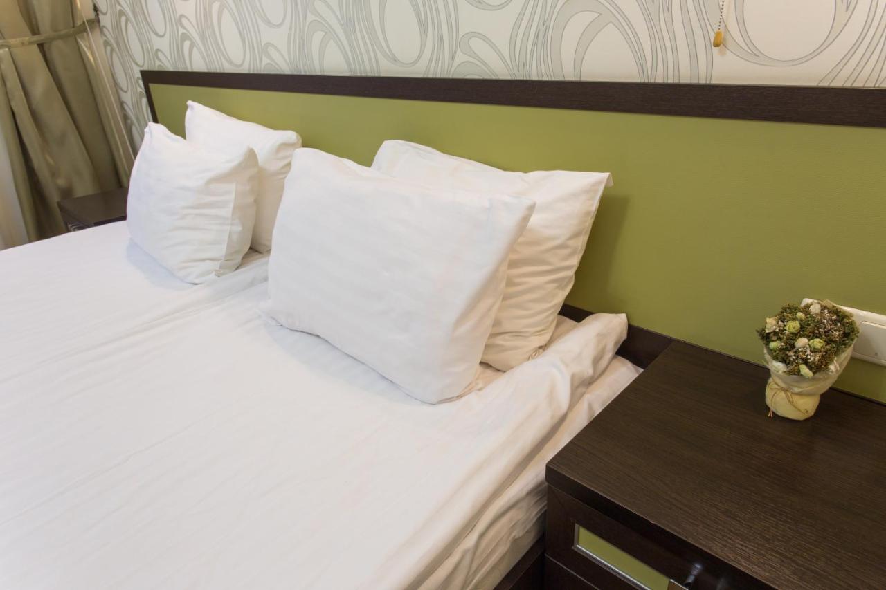 Hotel Voyage Kharkov Ngoại thất bức ảnh