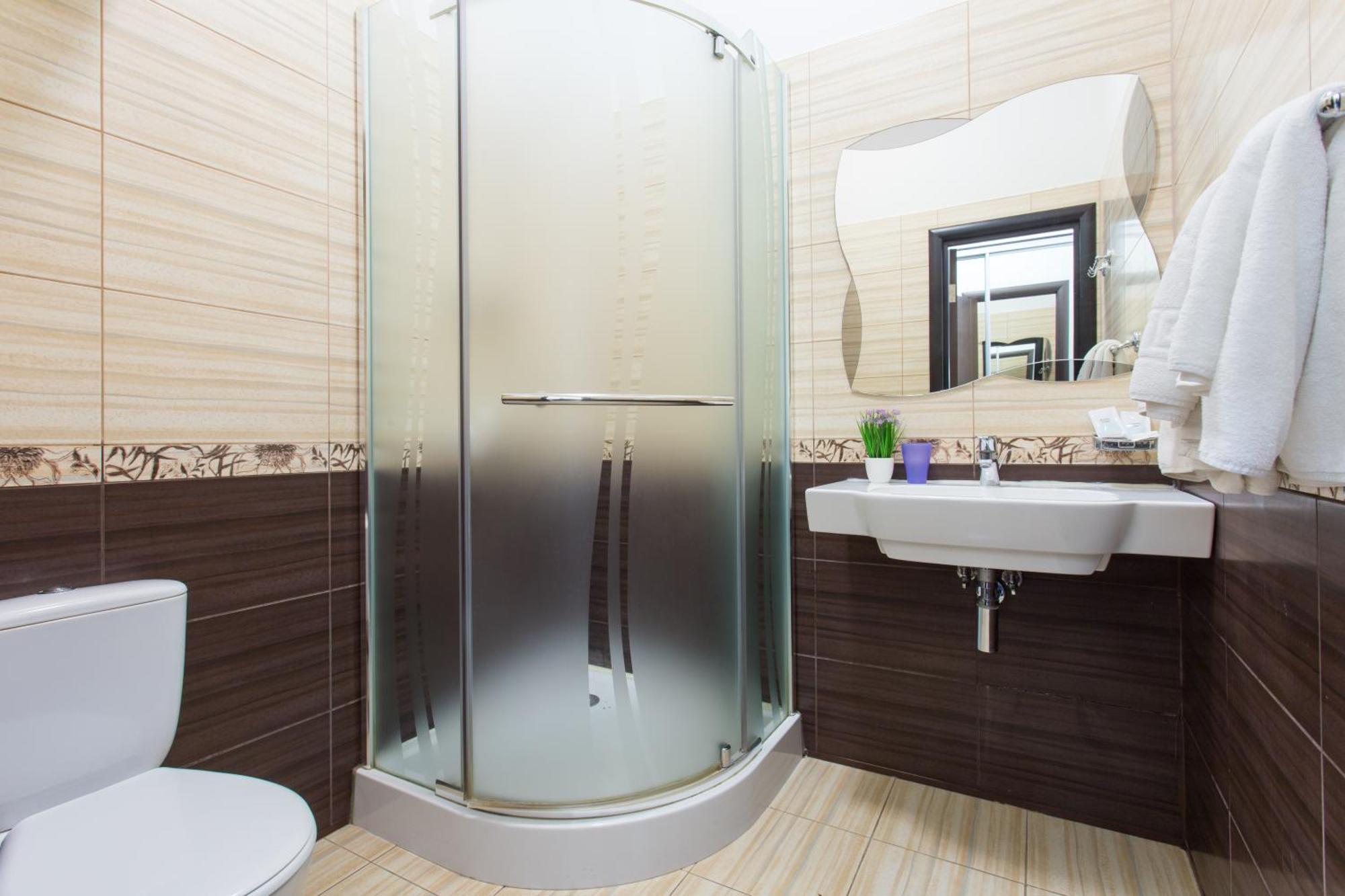 Hotel Voyage Kharkov Ngoại thất bức ảnh